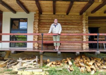 Arhitectul Doru Olaș Ghiocel: Turiștii spun că merg în Bucovina și nimeresc la stradă. Pensiunile trebuie să fie așezate în peisajul care ne-a scos Bucovina în evidență