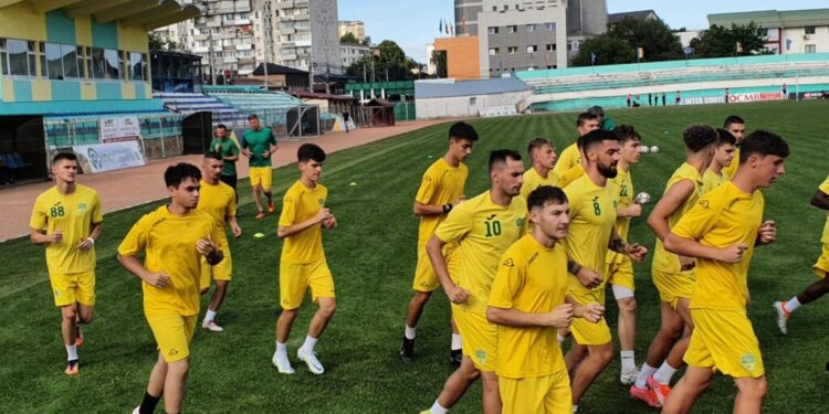 Foresta, primul antrenament al noului sezon, cu Dorin Goian, antrenor principal, cu portarul Toma Niga, revenit la Suceava din postura de al treilea portar al FCSB, cu Samson și cu mulți juniori (FOTO)
