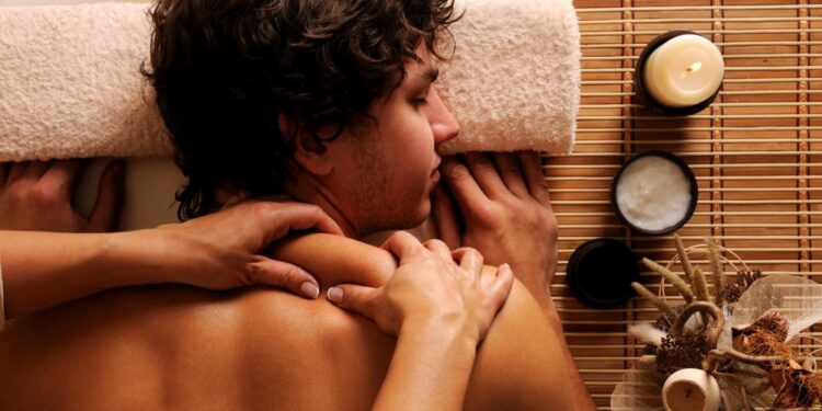 Să nu treacă vara fără să vizitați un salon de masaj erotic din capitală! Descoperiți Artemis Masaj