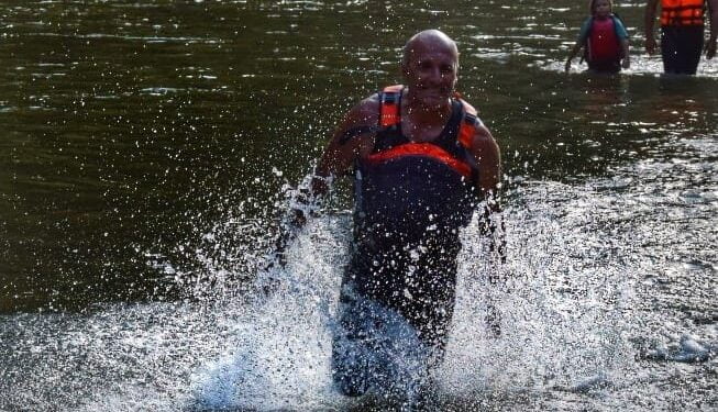 Pentru cei care vin în vacanță la Vatra Dornei: Easy rafting-ul funcționează încă foarte bine. Bistrița este un rîu prietenos și accesibil pentru acest gen de mișcare. Se fac și plimbări ecvestre