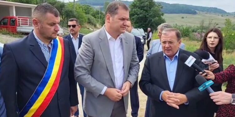 Modernizarea drumului Vulturești – Hîrtop va fi gata în octombrie. În toamnă va fi recepționat și drumul Mălini – Slatina