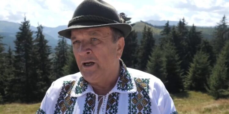 La a 50-a ediție a Horei de la Prislop, Gheorghe Flutur a vorbit despre dacii liberi și a citat-o pe soția sa, interpreta de muzică populară Ana Ilca Mureșan: ”Mulți ani faini și Doamne-ajută, c-am făcut juma de sută! Lasă-mă s-o fac întreagă, lume dragă!”
