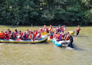 Serviciul Salvamont Vatra Dornei: Adolescenții cu sindrom Down veniți în tabere alături de aparținători se comportă mai ok, mai decent, mai civilizat și mai cu bun simț decît alți turiști