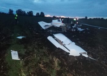 Purtătorul de cuvînt al ISU Suceava, despre accidentul aviatic de la Gălănești: Indiferent care ar fi fost timpul scurs de la prăbușirea avionului și pînă la sosirea echipajelor, nu existau șanse de supraviețuire. Aparatul de zbor arăta ca un pachet de fiare