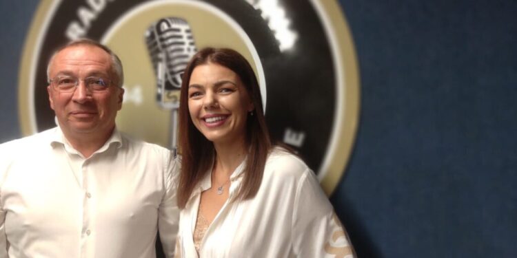 Simfonii de Toamnă, în centrul Sucevei, cu soprana Ana Cebotari și alți 120 de artiști pe scenă și cu scopul de a strînge donații pentru cauze umanitare