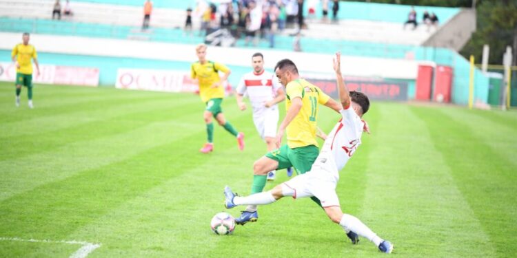 Foresta Suceava, în turul IV al Cupei României la fotbal. Foresta, din nou victorie cu Dante Botoșani, cu un supergol al lui Căinari! Antrenorul Dorin Goian vrea ca echipa să meargă cît mai mult în Cupă(Foto)