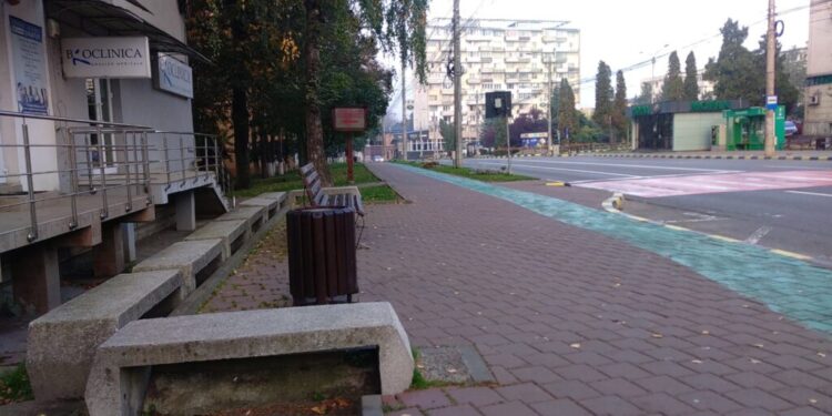 Reportaj. Patru ore, 68,5 lei și trei mijloace de transport în comun, pentru a ajunge de la Suceava la Piatra-Neamț, un oraș frumos (Foto)