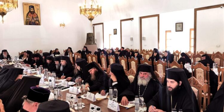 Maica stareță a Mănăstirii Sucevița, distincție din partea arhiepiscopului Sucevei și Rădăuților