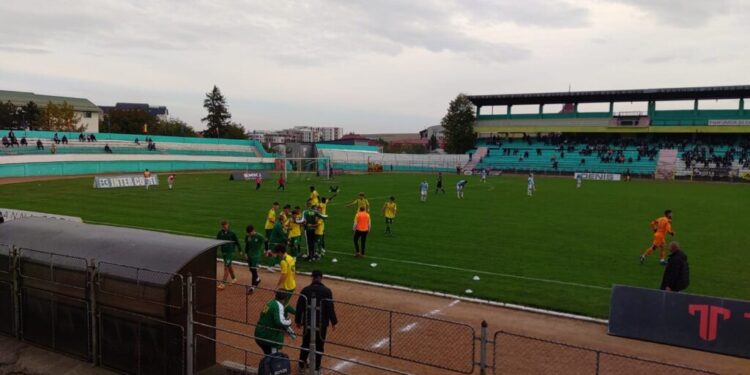 Makongo – Chika – Filip și gol! Foresta Suceava – Bucovina Rădăuți 1-0, iar Suceava termină turul pe primul loc! Un penalty primit de echipa suceveană a fost ratat de două ori. Au bătut jenant și Căinari, și Chika (Foto)