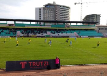 Makongo – Chika – Filip și gol! Foresta Suceava – Bucovina Rădăuți 1-0, iar Suceava termină turul pe primul loc! Un penalty primit de echipa suceveană a fost ratat de două ori. Au bătut jenant și Căinari, și Chika  (Foto)