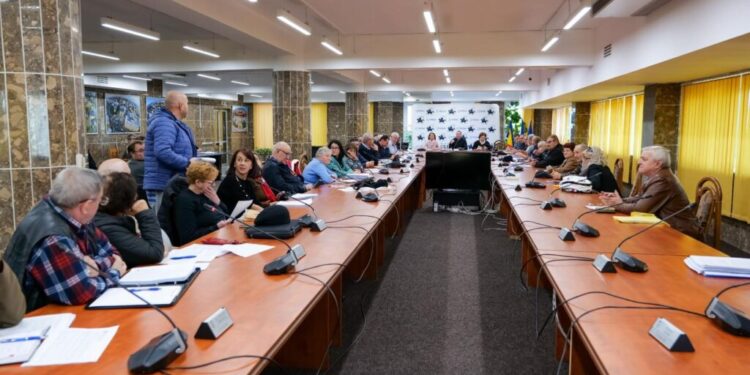 Cererile pentru ajutorul pentru încălzire, depuse pînă pe 20 noiembrie. Beneficiază familiile care au venituri mai mici de 1.386 de lei de om sau persoanele singure care cîștigă lunar pînă în 2.053 de lei