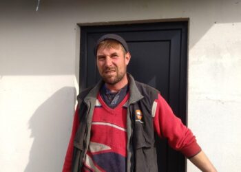 Îngrășămîntul mai scump de trei ori, combustibilul de două ori, prețul la floarea soarelui același. Agricultorul sucevean Marius Mătrășoaie: Ești descurajat, băgat sub pămînt, și nu-ți mai vine să ieși