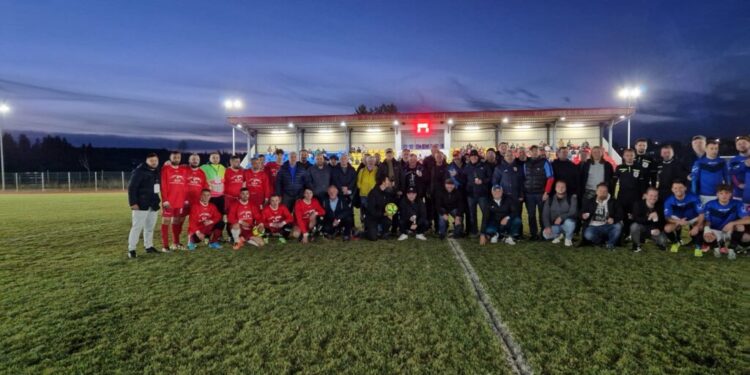 Observator UEFA din Anglia, la meciuri de fotbal din ligile inferioare ale județului Suceava. Peste 40 de ziariști, bloggeri și fotografi din străinătate s-au bucurat de fotbal, mici, slănină, tochitură și bere