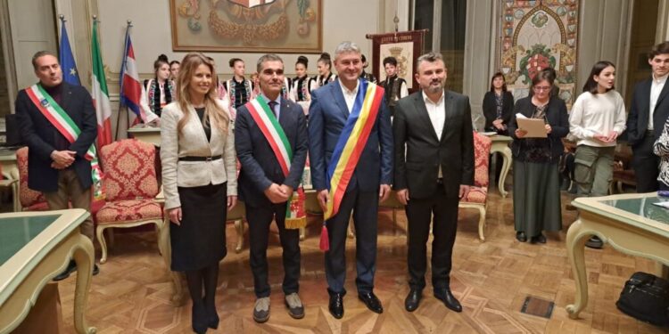 Fălticeniul, înfrățire cu localitatea italiană Chieri, unde trăiesc cîteva familii de fălticeneni