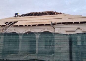 Lucrările de modernizare a Muzeului de Istorie Siret, continuă. Primarul Popoiu: Pe lîngă modernizarea clădirii, investiția prevede dotarea muzeului cu mobilier și echipamente