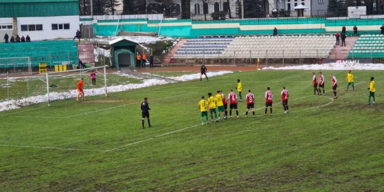 Foresta Suceava, o nouă victorie. A 12-a. Foresta – Șomuz Fălticeni 2-0, și sucevenii își consolidează poziția de lider. Un membru din conducerea clubului: ”Cimbru și Botezatu, imperiali”