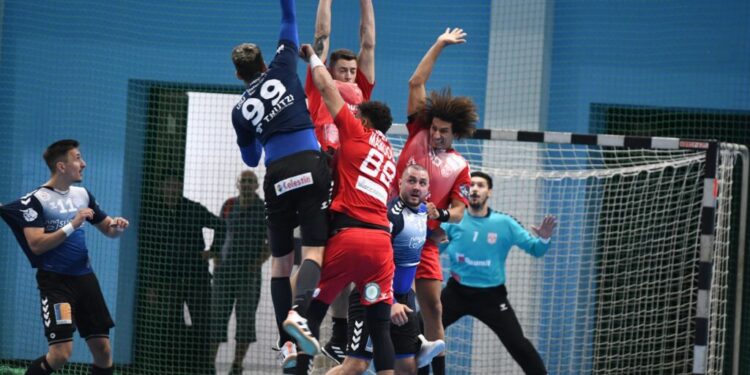 Meciul de handbal Dinamo – CS Universitatea Suceava va fi transmis în direct pe canalul de YouTube al gazdelor