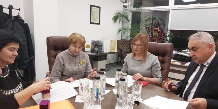 Universitatea suceveană, acord pentru formarea profesorilor din preuniversitarul cernăuțean