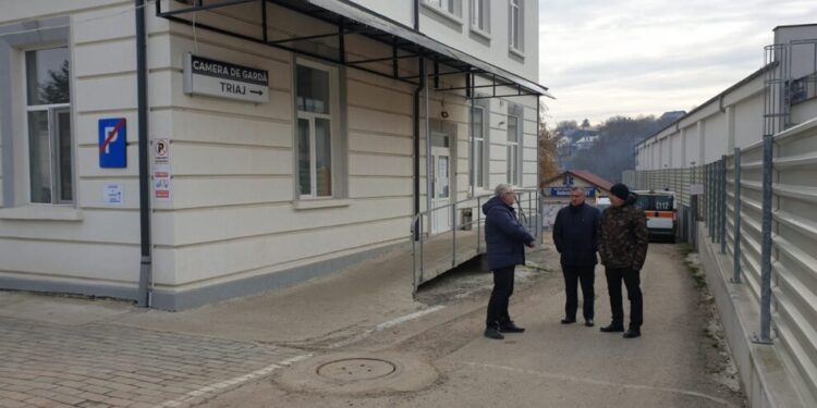 Lucrările ambulatoriul integrat de la Spitalul Orășenesc Siret, în grafic