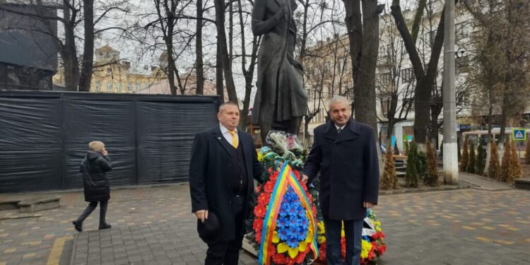 Ziua României: Florin Pușcașu, la Cernăuți, la invitația Centrului Cultural ”Mihai Eminescu”, cu un de mesaj de solidaritate cu poporul ucrainean