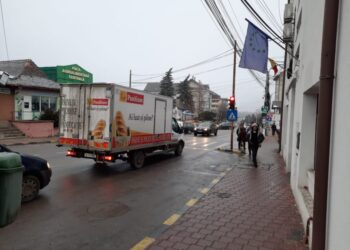 Trecerile de pietoni de la toate școlile din municipiul Suceava vor fi semaforizate