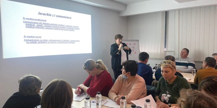 Președintele Consiliului de Administrație al Spitalului Județean Suceava, Ioan Bădeliță: Sper să le fie de folos cursul angajaților spitalului, pentru că e păcat ca lucrurile să nu se schimbe în bine pe partea de comunicare