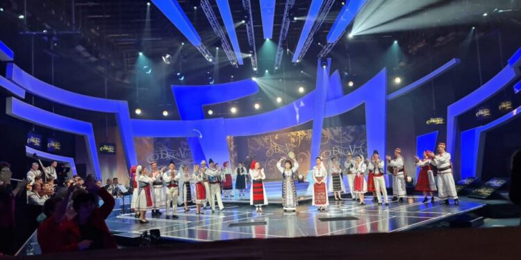 Directorul Sorin Filip: Ansamblul ”Ciprian Porumbescu”, cel mai bun din țară. Urmează Ansamblul ”Junii Sibiului”, Ansamblul Folcloric Național ”Transilvania” din Baia Mare, Ansamblul ”Maria Tănase” din Craiova și Ansamblul ”Doina Gorjului” din Tîrgu Jiu