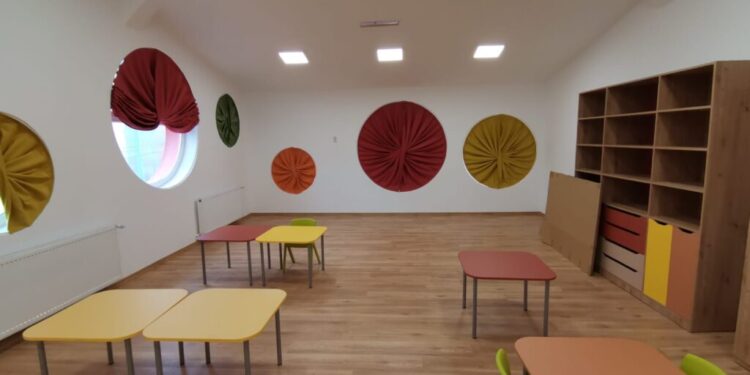 Grădinița Colegiului ”Mihai Eminescu”, în sfîrșit gata, după 15 ani de la începerea lucrărilor. Grădinița va fi dată în funcțiune după vacanța de Paște (Foto)