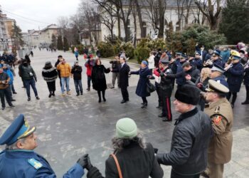 Mult zgomot în centrul Sucevei pentru mai nimic