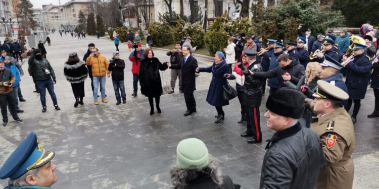 Mult zgomot în centrul Sucevei pentru mai nimic