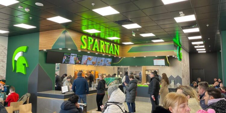 Compania care deține lanțul de restaurante Spartan a fost vândută pentru 20,3 milioane euro