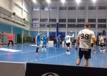 Păcat. CSU Suceava a condus și cu 5 goluri, dar a pierdut la un gol diferență meciul de pe teren propriu cu CSM București (Foto)