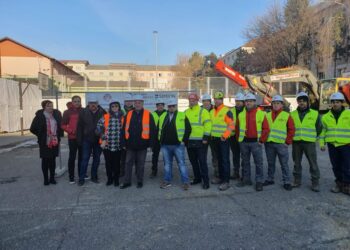 Firma care a făcut în 3 luni și jumătate o creșă la Fălticeni s-a apucat să construiască sala de sport a Școlii nr. 10 din cartierul sucevean Burdujeni