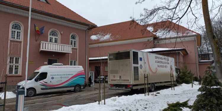 200 de femei din zona Rădăuți, mamografii gratuite, în cadrul unei campanii derulate de Institutul de Oncologie Iași