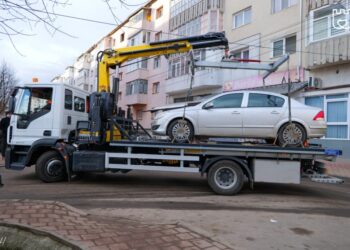 Mai multă fermitate, dar și mai multe locuri de parcare. Asta așteaptă mulți dintre suceveni