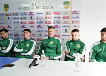 Antrenorul Forestei, Dorin Goian, înainte de reluare campionatului: Sper să fie mai multă lume la stadion. Fac un apel către suceveni să fie alături de echipă, pentru că de-abia acum începe greul. Noua achiziție Ștefan Cană: Sută la sută am încredere că vom promova