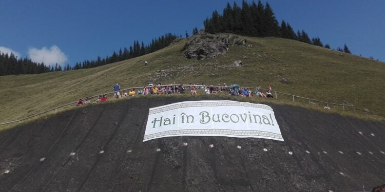 Facem și noi un grup sanitar pe Rarău sau se descurcă fiecare prin pădure?