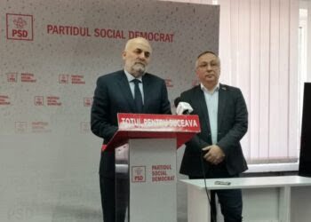 Vasile Rîmbu, după ce Dan Ioan Cușnir a lăudat activitatea sa ca manager al Spitalului Județean Suceava: Eu acolo am avut o misiune, am avut și sprijinul președinților de consiliu județean, al primarului municipiului Suceava, Ion Lungu, dar și sprijinul necondiționat al consilierilor județeni