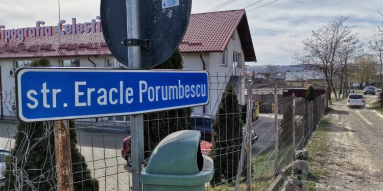 Slujbă religioasă, pentru ca strada de pămînt Eracle Porumbescu să se asfalteze singură