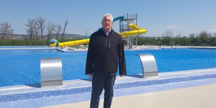 Ștrandul de la Ițcani, aproape de redeschidere. Propuneri de prețuri pentru bilete: 20 de lei pentru adulți, 10 lei pentru pensionari și 5 lei pentru copiii pînă la 14 ani (Foto)