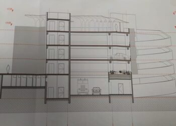 Pînă la finele lunii, varianta finală a studiului de fezabilitate pentru construirea unei parcări cu patru etaje și cu 330 de locuri, în apropierea Primăriei Suceava