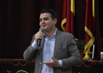 Gheorghe, părinții tăi știu ce faci la oraș?