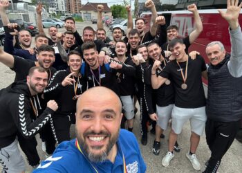 Băieții promovează Bucovina. Atunci, să vină baniii, să vină baniiii la băiețiii!