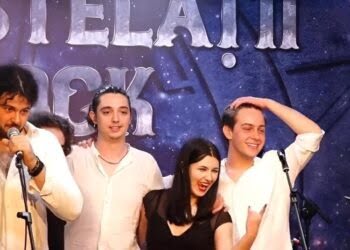 Suceveanul Teodor Cușnir, pregătit de profesorul Lucian Rusu, cel mai bun toboșar la ”Constelații rock” de la Rîmnicu Vîlcea. Trupa din care face parte, ”The Voodoo Child”, a obținut locul II, iar vocalista, Rockmina Apostol, s-a clasat pe primul loc (Foto)