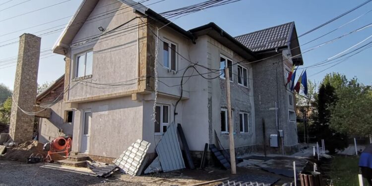 Sediul Primăriei Adîncata se reabilitează. Pe durata lucrărilor activitatea primăriei nu este întreruptă