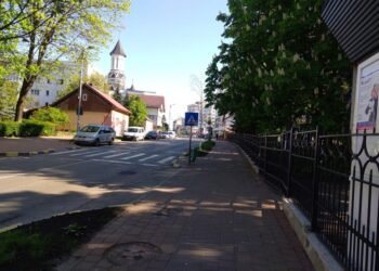 În vacanța de vară, în dreptul Școlii 3 Suceava va fi montat un semafor cu buton