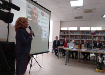 Profesorul Petru Ghervan, actorul principal al evenimetului Bibliotecii USV, ”Omul și cartea”: Pentru mine a fost o întîlnire absolut emoționantă, surprinzătoare pe alocuri, cu momente plăcute de tot felul și cu oameni importanți din universitate, și nu numai