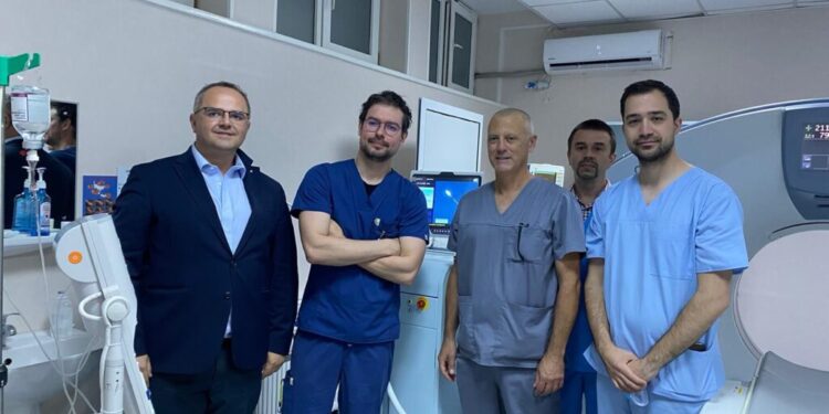 Procedură realizată pentru prima dată în România, la Spitalul Județean Suceava: Intervenție printr-o metodă inovativă de tratament a tumorilor maligne care distruge celulele tumorale prin ”înghețare”, la un pacient în vîrstă de 61 de ani cu istoric oncologic