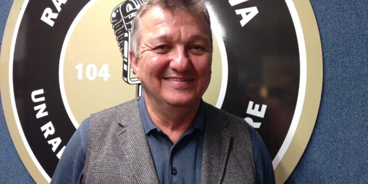 Directorul Oficiului de Cadastru Suceava, Vasile Mocanu: În 1989 se pregătea o reorganizare administrativ-teritorială. Dacă ar dispărea localitățile cu mai puțin de 5.000 de locuitori, în județul Suceava, din 114 localități ar rămîne 60