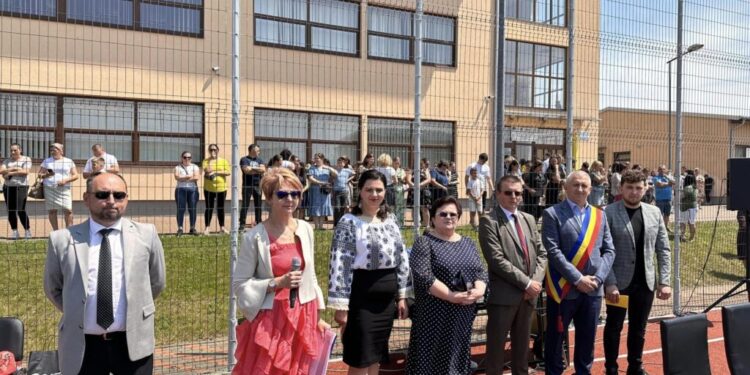 Sfîrșit de an școlar la Liceul Tehnologic ”Ion Nistor” din Vicovu de Sus, cu ”invitați de seamă”